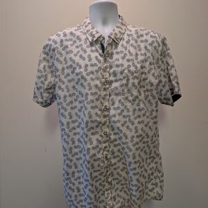 Casual Pineapple Print Button-Down Shirt